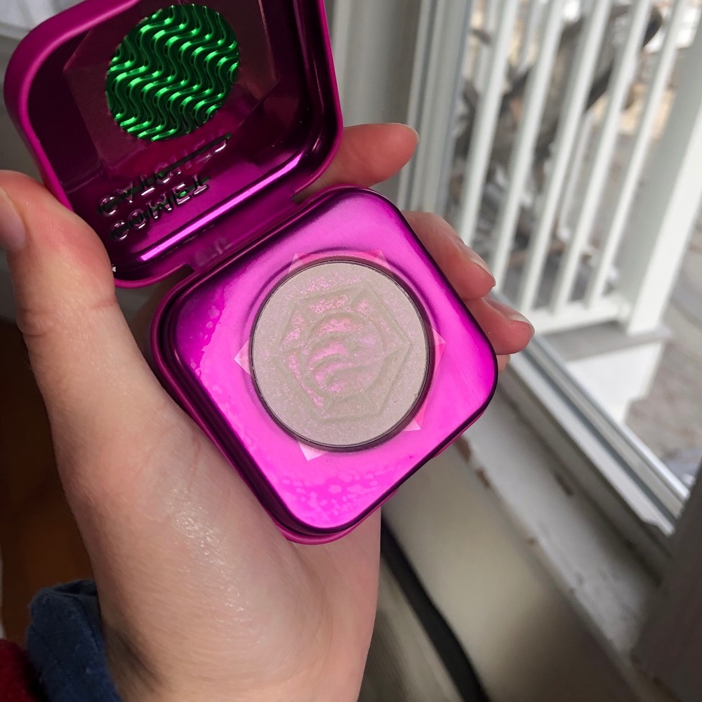LNIB Kaleidos Comet Catcher Highlighter